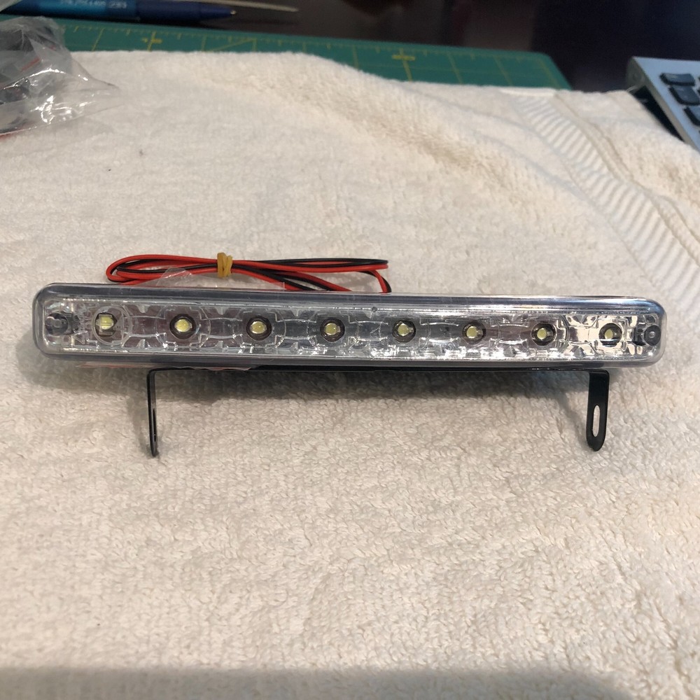 UNIVERSAL DAYTIME RUNNING LIGHT SET - 8 LEDS PER SIDE -SUPERBRIGHT - NEW!