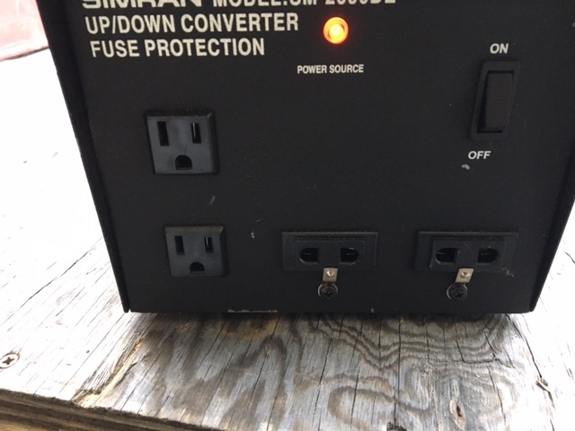Simran  Up/Down Converter 110V or 220V - 2000Watt Max