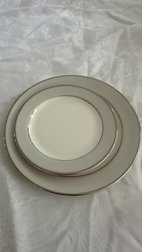 RICKARD CHINA SOLSTICE 5 PIECE SET