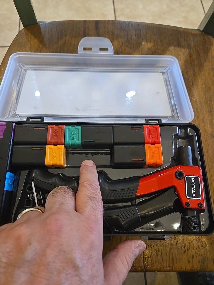 Nextack Rivet Nut Gun NT600 w/Nutserts  **SEE BELOW