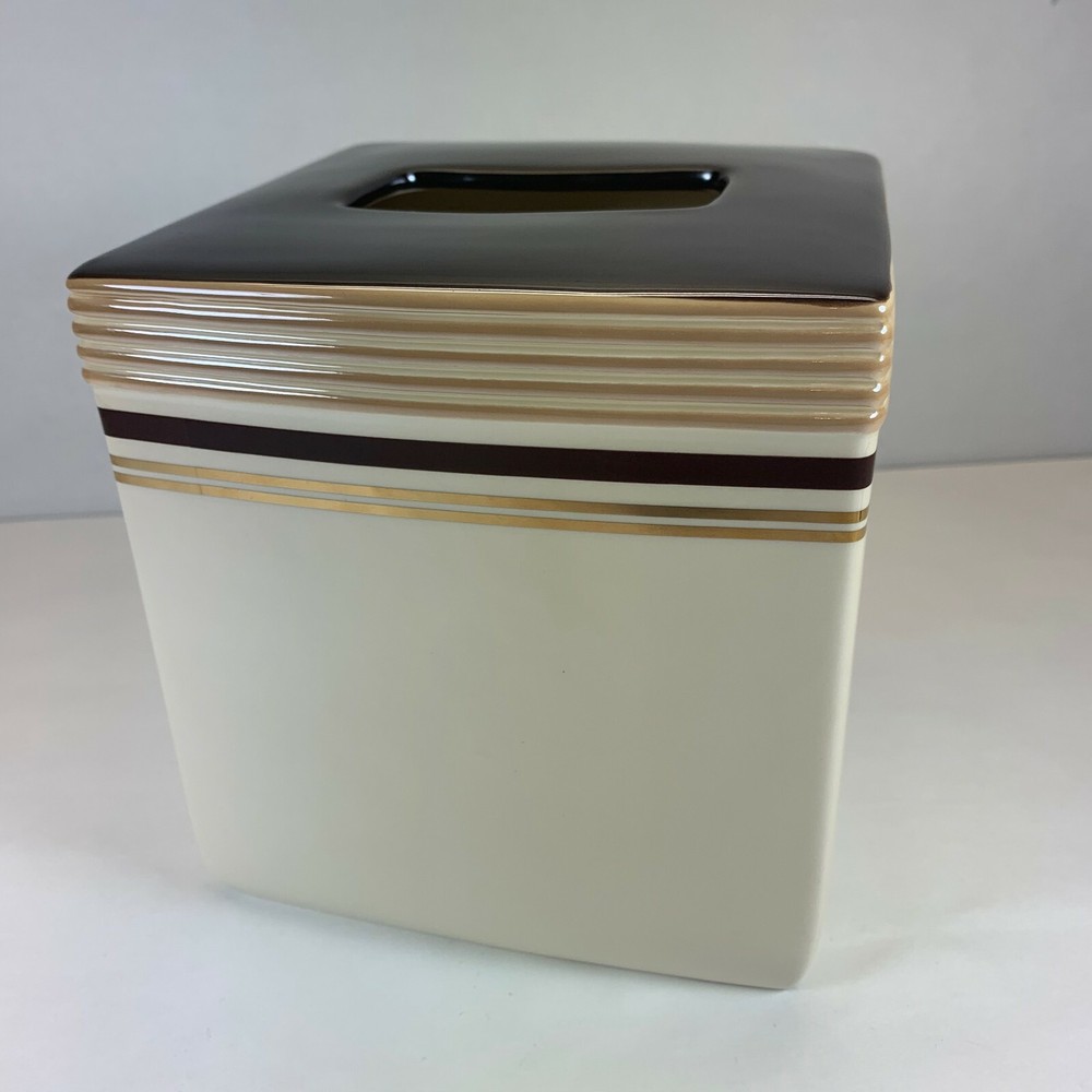 Croscill Boulevard Tissue Cover ceramic Bathroom