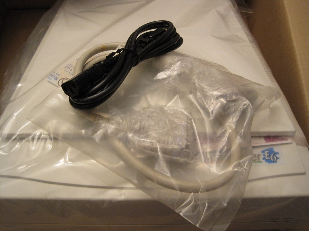 NEW Vintage Microtek Scanmaker E6 MRS-1200E6 Flatbed Scanner with Software NOS!