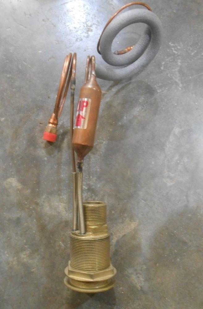 HVAC Expansion Valve with Refrigerant Distributing Nozzle (159-A5)