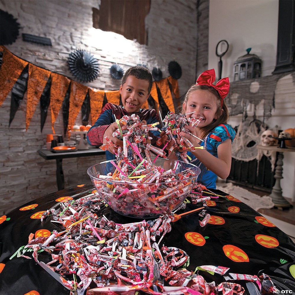 9 lbs. Super Mega Bulk 1000 Pc. Everyday Fun Candy Assortment