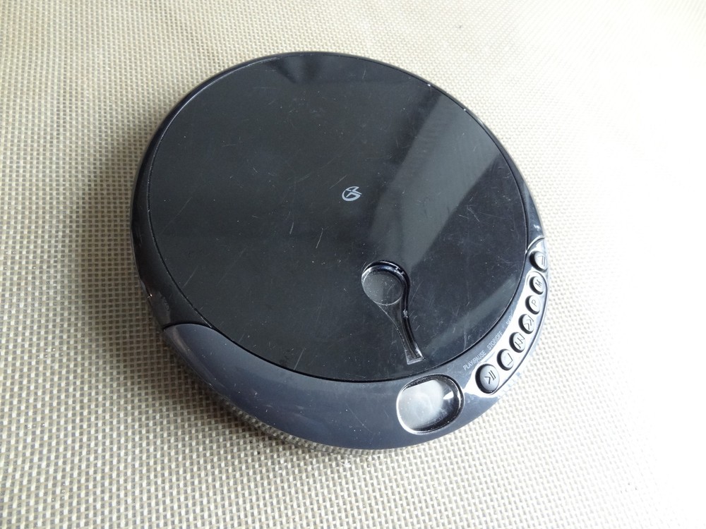 GPX PC301B Portable CD Player