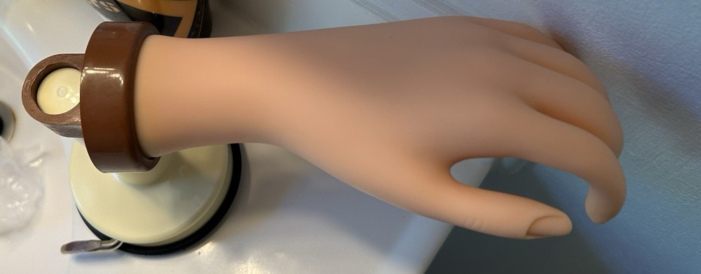 Deluxe Professional Practice Hand