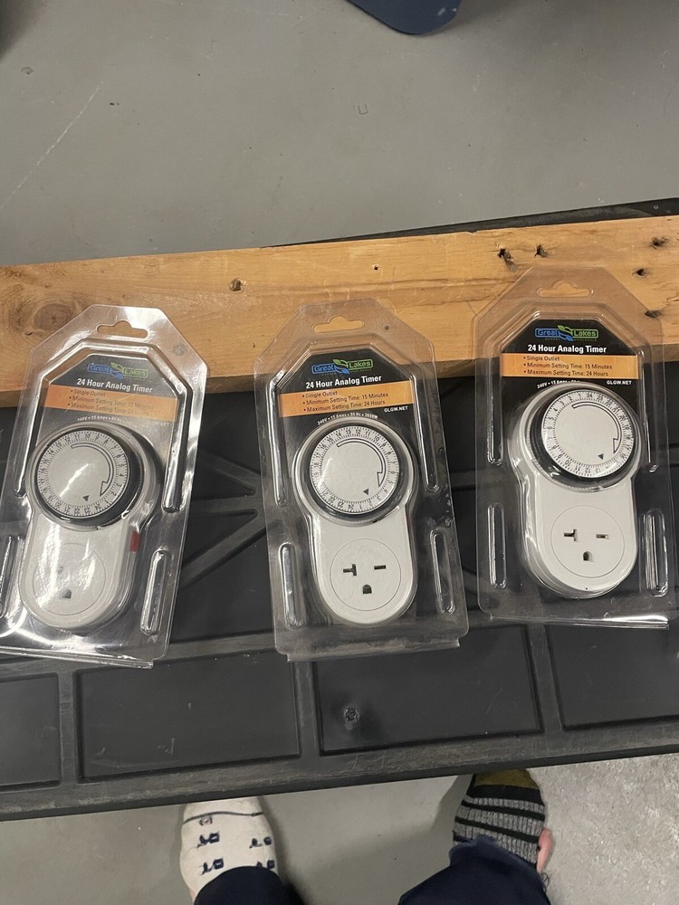3 Great Lakes 24 Hour Analog Timer