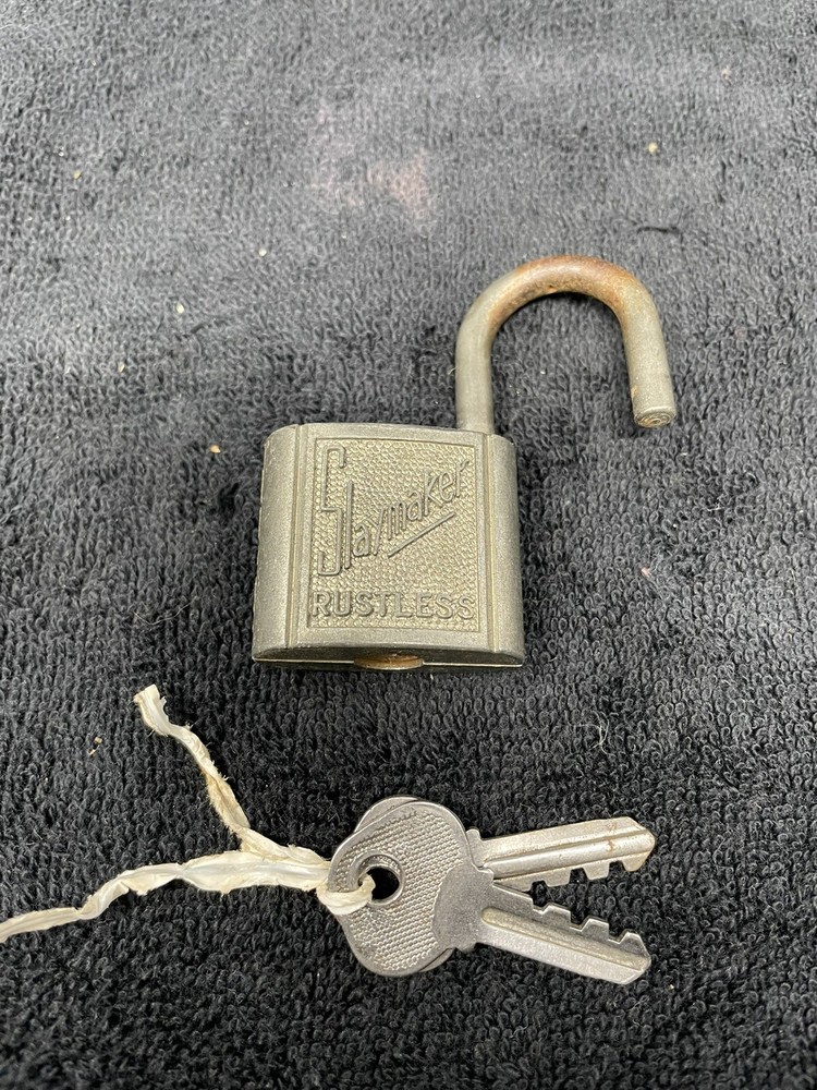 Slaymaker Rustless Padlock W/Key #904