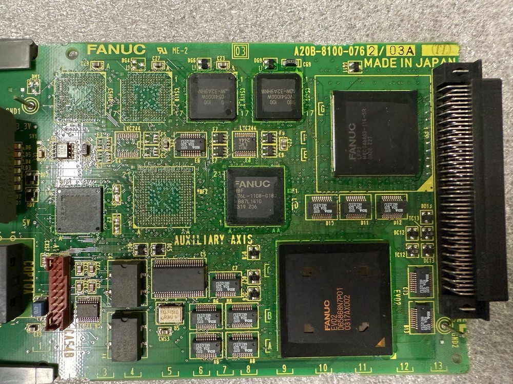 FANUC A20B-8100-0762/03A PCB - Aux Axis Servo Control Board USED