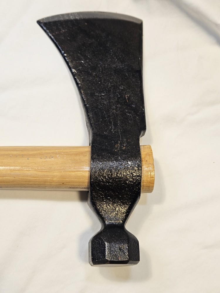 Cold Steel Throwing Axe