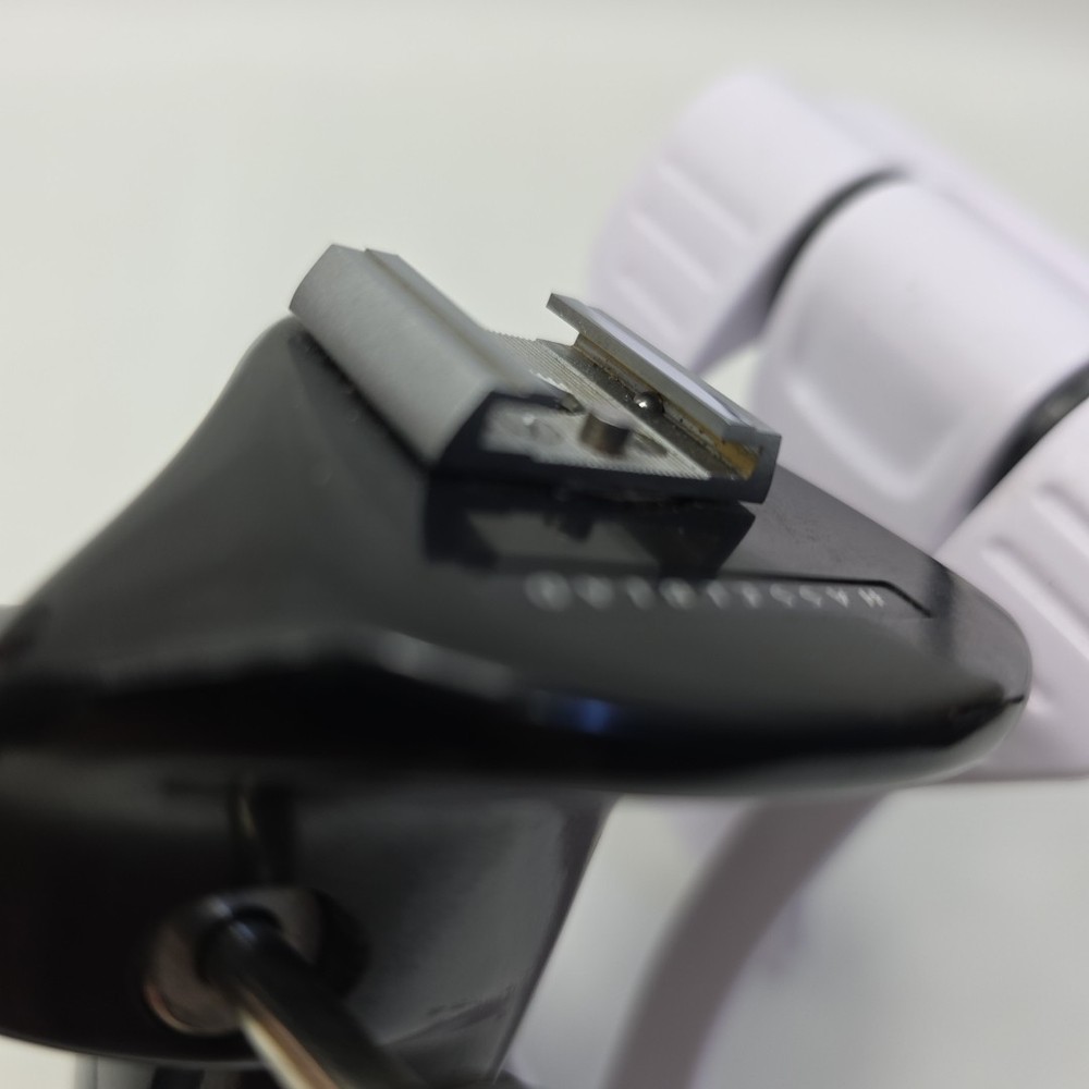 Hasselblad Flash Bracket 45071 Left Hand Grip