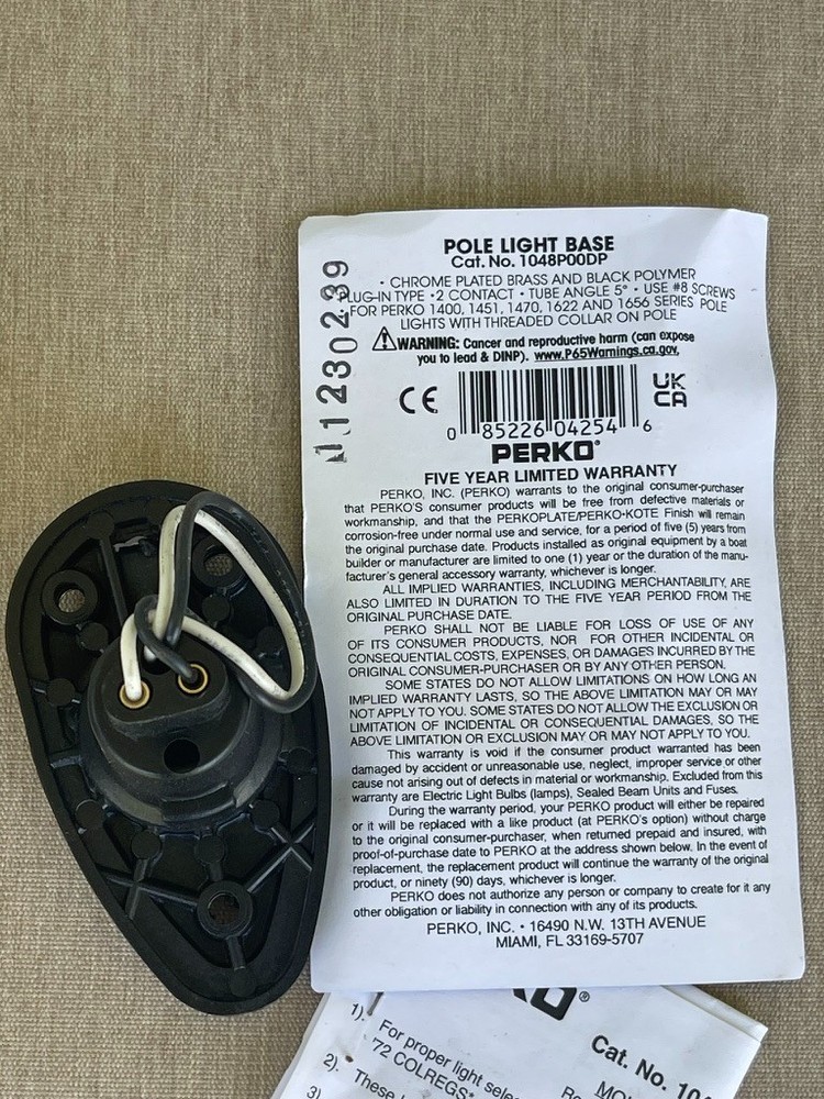 Perko 1048P00DP Pole light base 2 pin *NEW*