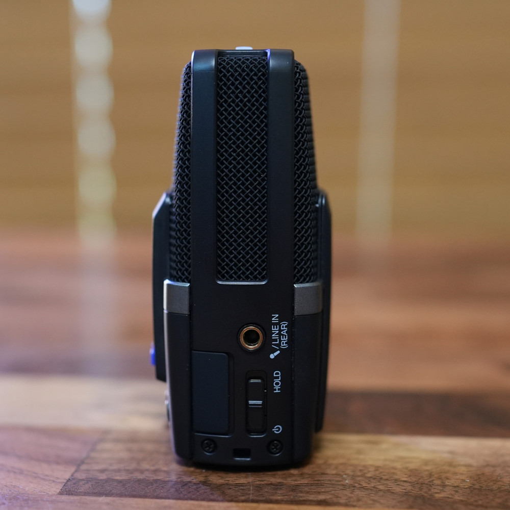 Zoom H2essential 32-Bit Float 2-Track Recorder three class directivity