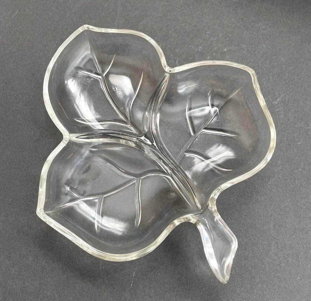 Leaf Shaped Divided Candy Dish Glass Tabletop Candy Nut Fall Decor 6.5" Server