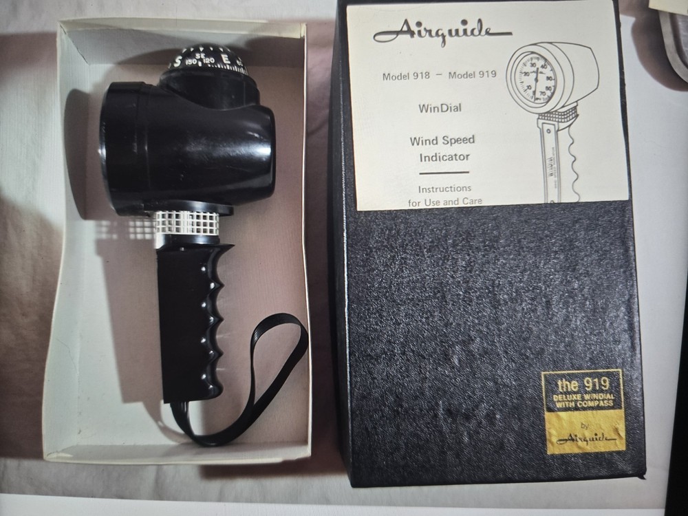 Vintage Airguide Model 919 With Compass Black WinDial Wind Speed Indicator
