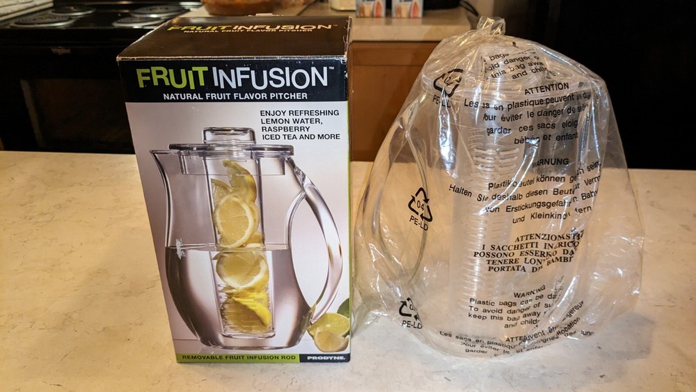 📀 Prodyne Fruit Infusion Fruit Flavor Pitcher in box