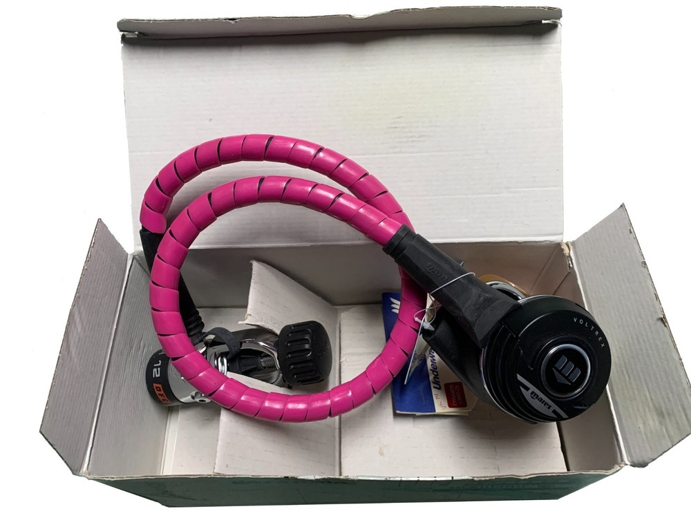 MARES MR12 VOLTREX SCUBA REGULATOR WITH FIRST AND SECOND STAGE