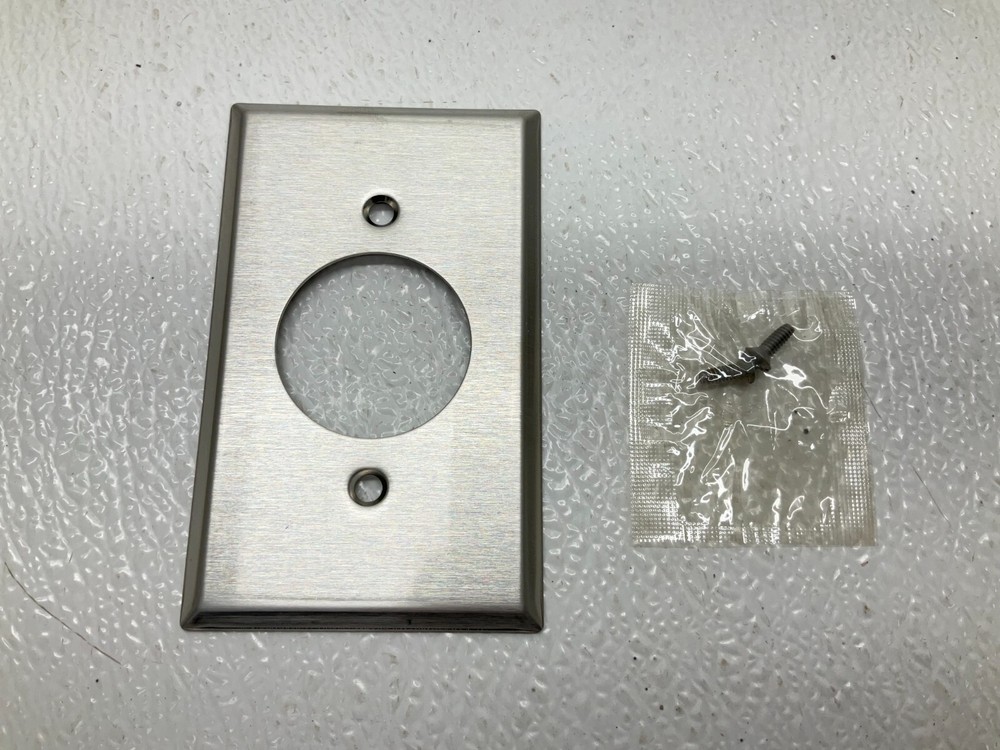 Hubbell 302 Stainless Wall Plate New (TSC)