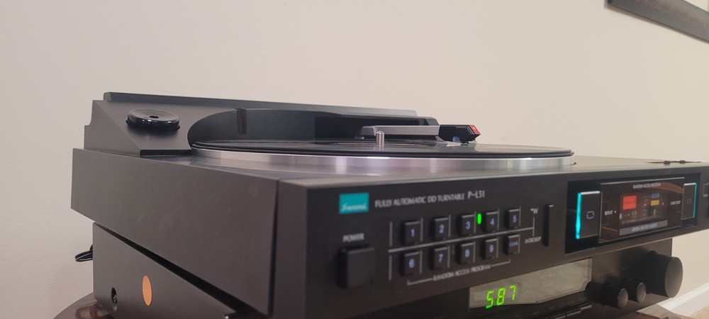 Sansui P-L51 Computerized Linear Tracking Turntable Automatic with New Stylus.