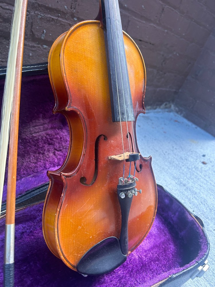 4/4 Violin Unknown Maker With Case