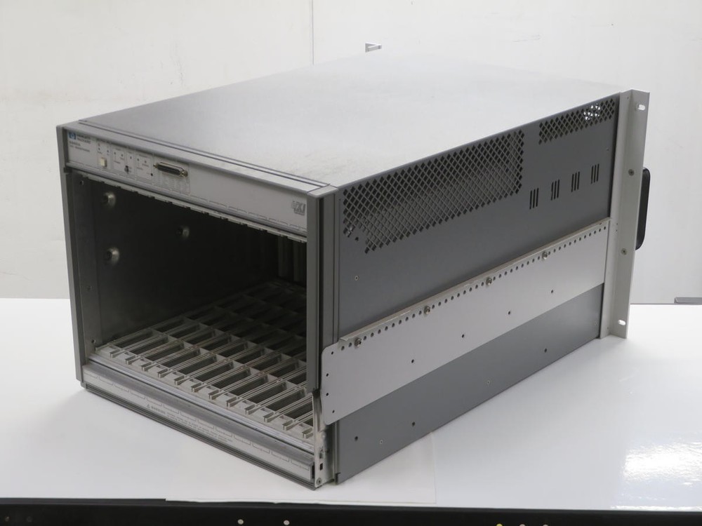 HP E8401A VXI MAINFRAME T208994