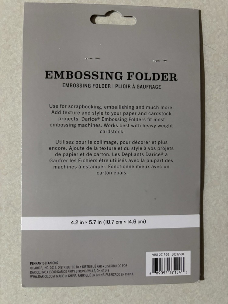 #265 Darice Embossing Folder Essentials " PENNANTS " #30032588
