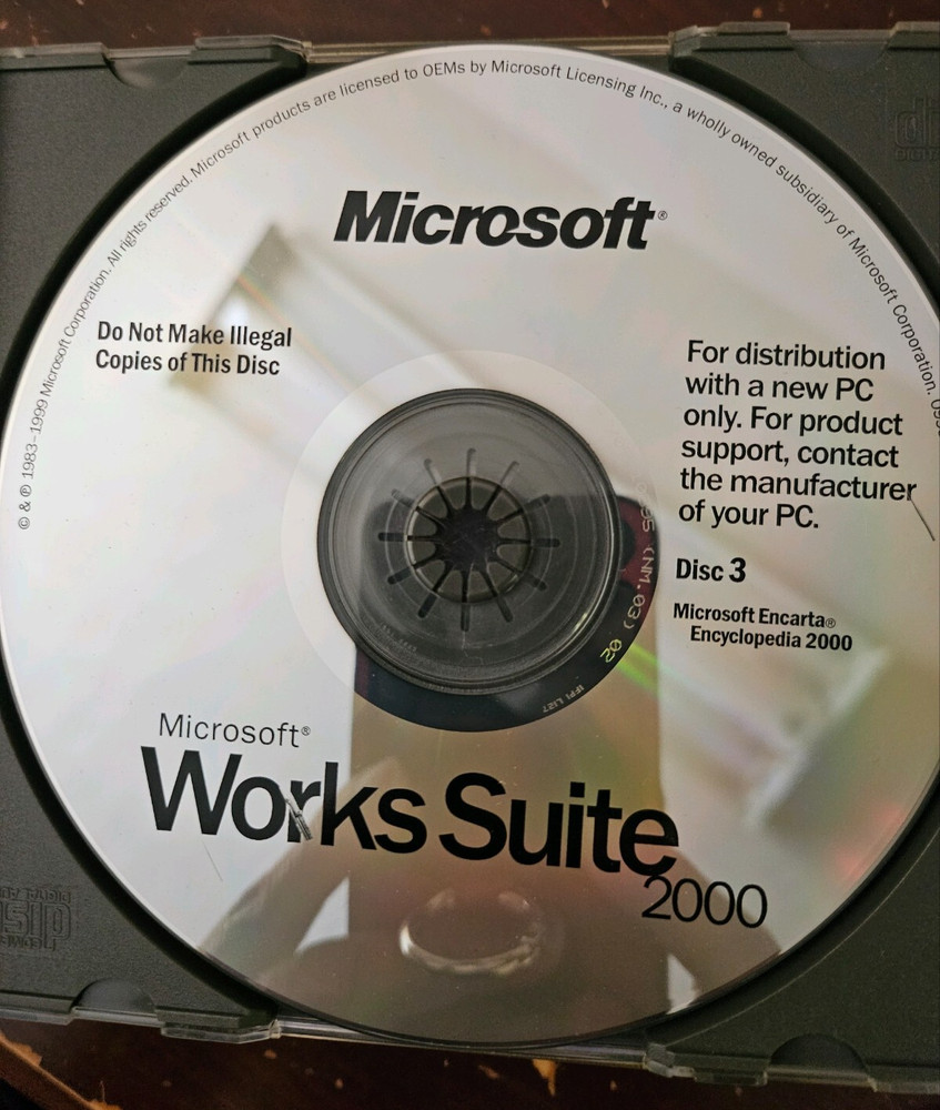 Microsoft Works Suite 2000 Complete 8 CD Set Vintage Software