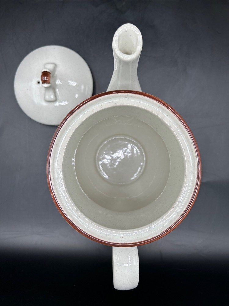 Vintage~Casual Elegance, Hearthside, Stoneware~ Coffee/Tea Pot