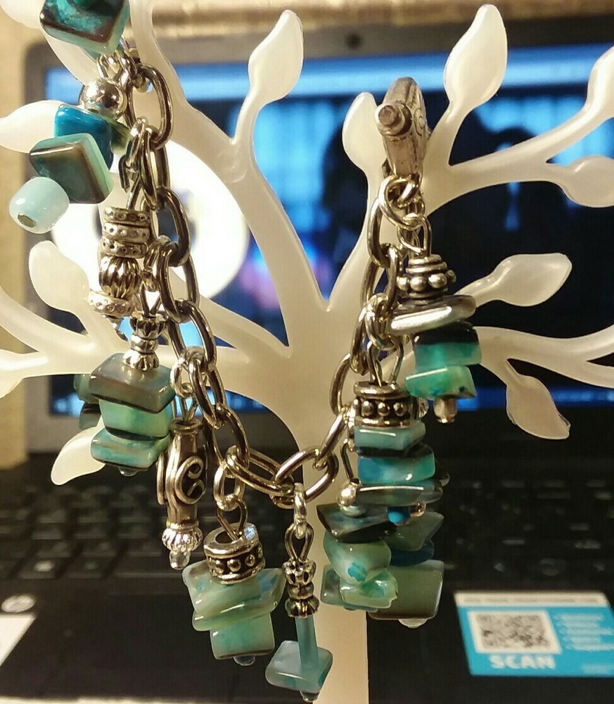 MaryBee:7" Blue Beaded Charm Bracelet  11-01-2020