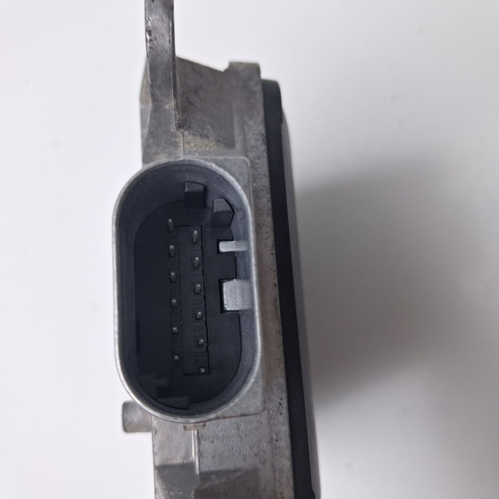 2009-2015 BMW 7 Blind Spot Lane Change Sensor Module 6632685917901