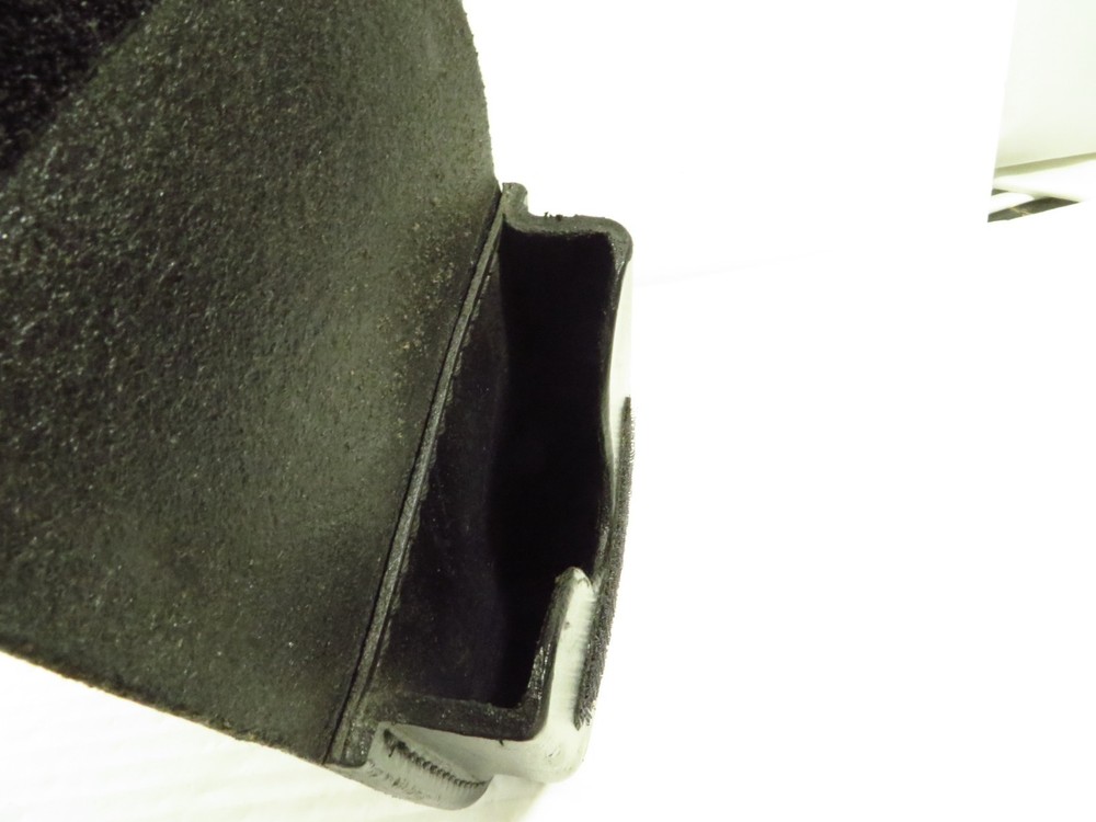 Don Hume C304 Plain Black Leather Cuff Case Regular Security and Hinged Handcuff