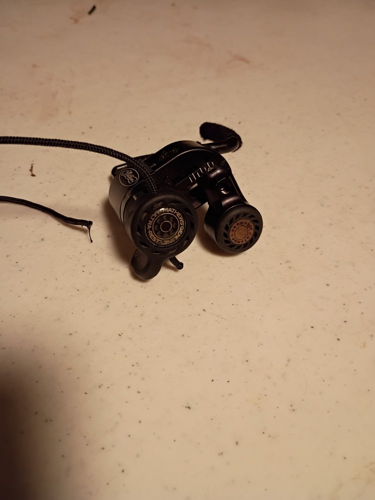 Mathews Archery Drop away Rest Righthand