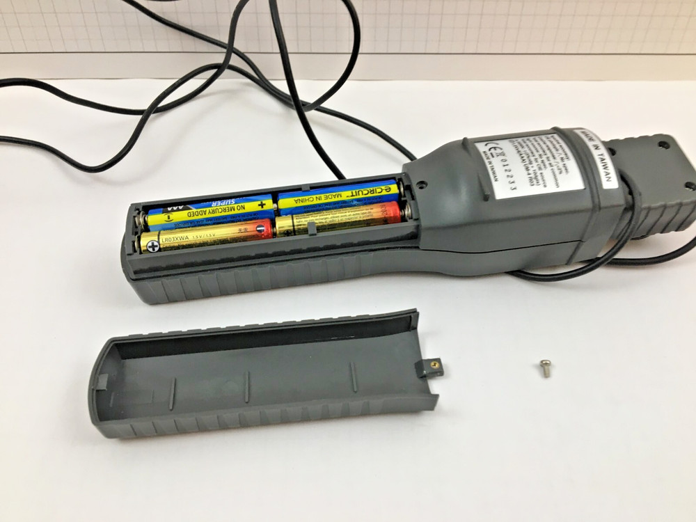 Extech 403125 Light Probe Meter with black case