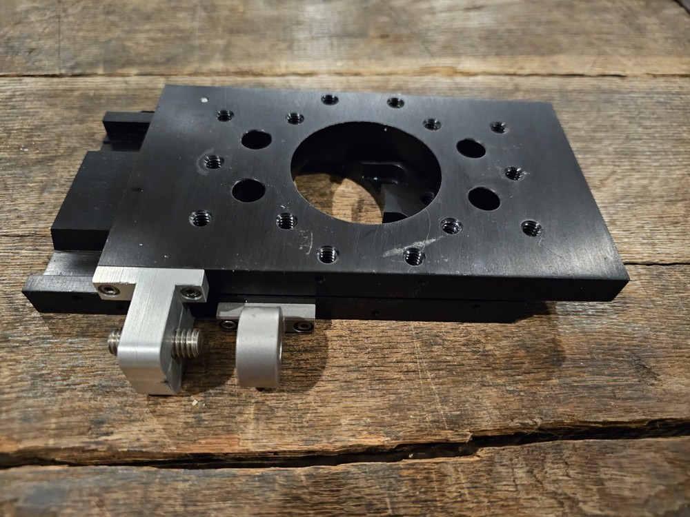 Newport 436 High Performance Crossed-Roller Bearings Linear Stage