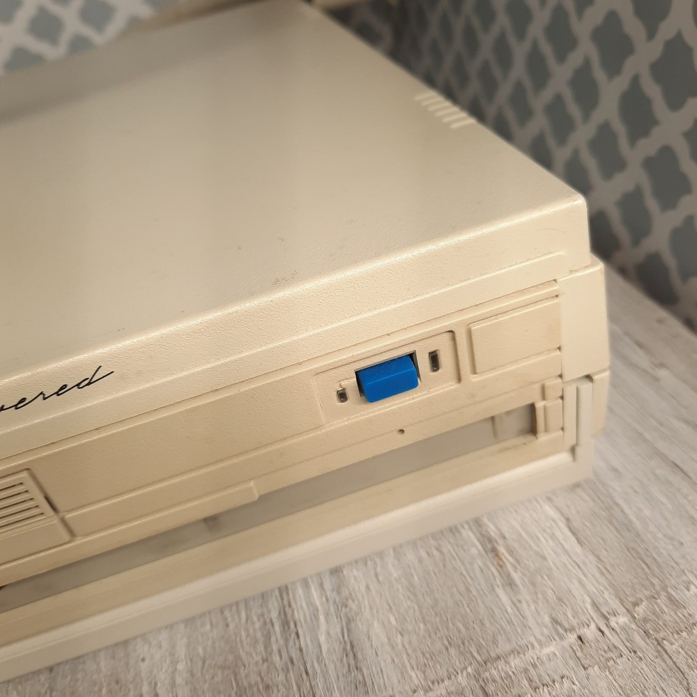 Vintage Bernoulli 90 Pro PC Powered External SCSI Drive - Untested