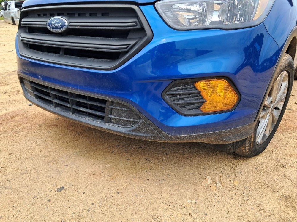 ESCAPE 2019 Glove Box 4737562