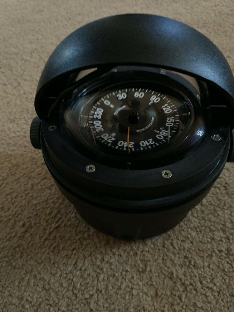 RITCHIE POWERDAMP BOAT COMPASS HB 70 works.No bracket