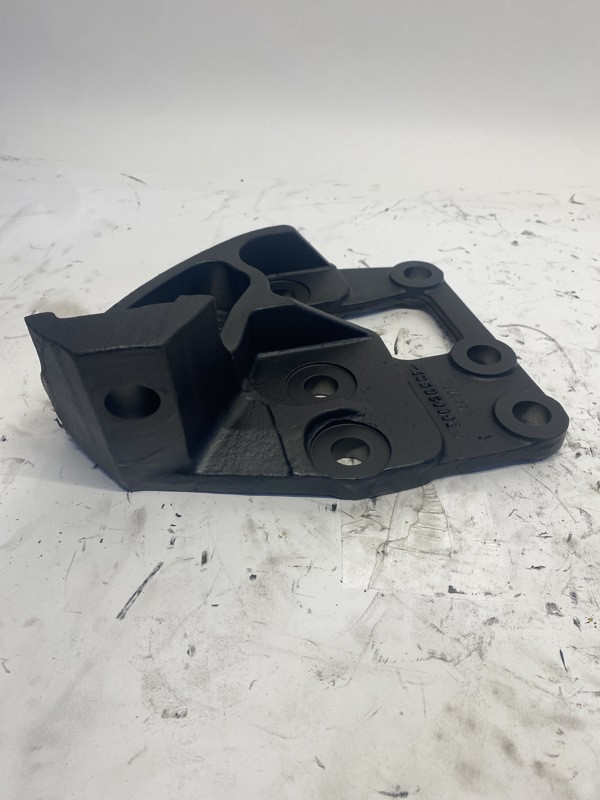 Cummins X15 Engine Mount 3606385C2 (548-12866)