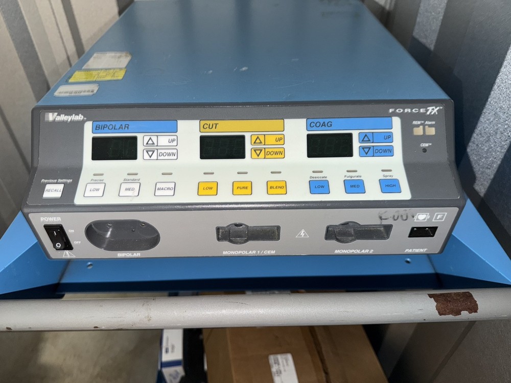 Valleylab Force FX Electrosurgical Generator with foot pedals