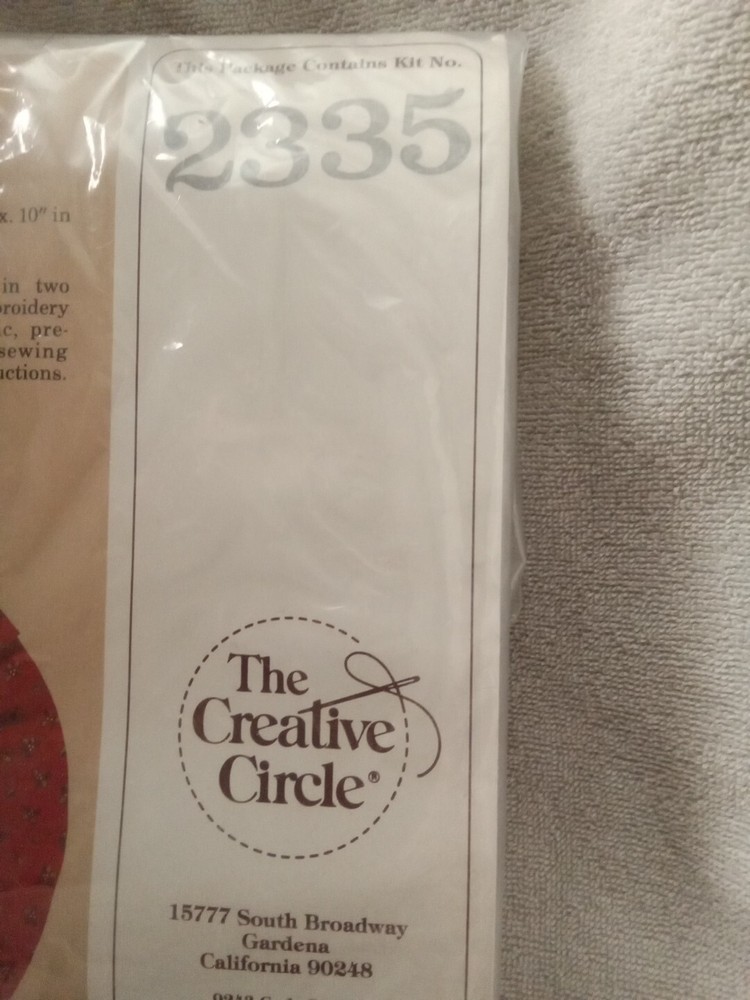 The Creative Circle 2335 Season's Greetings