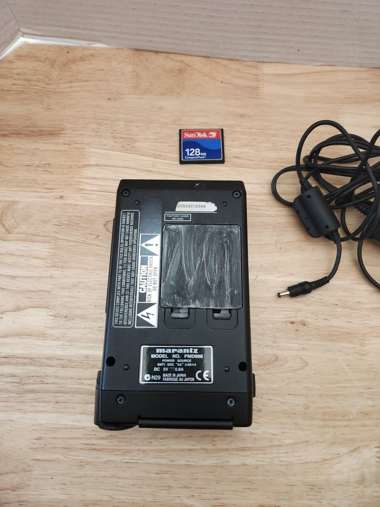 Marantz PMD660 Professional Solid State Recorder w/power adapter and 128mb card