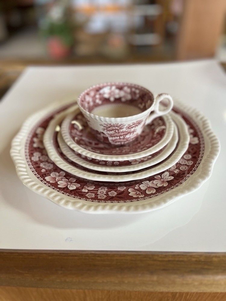 Spode Pink Tower 5-Piece Place Setting Bone China England