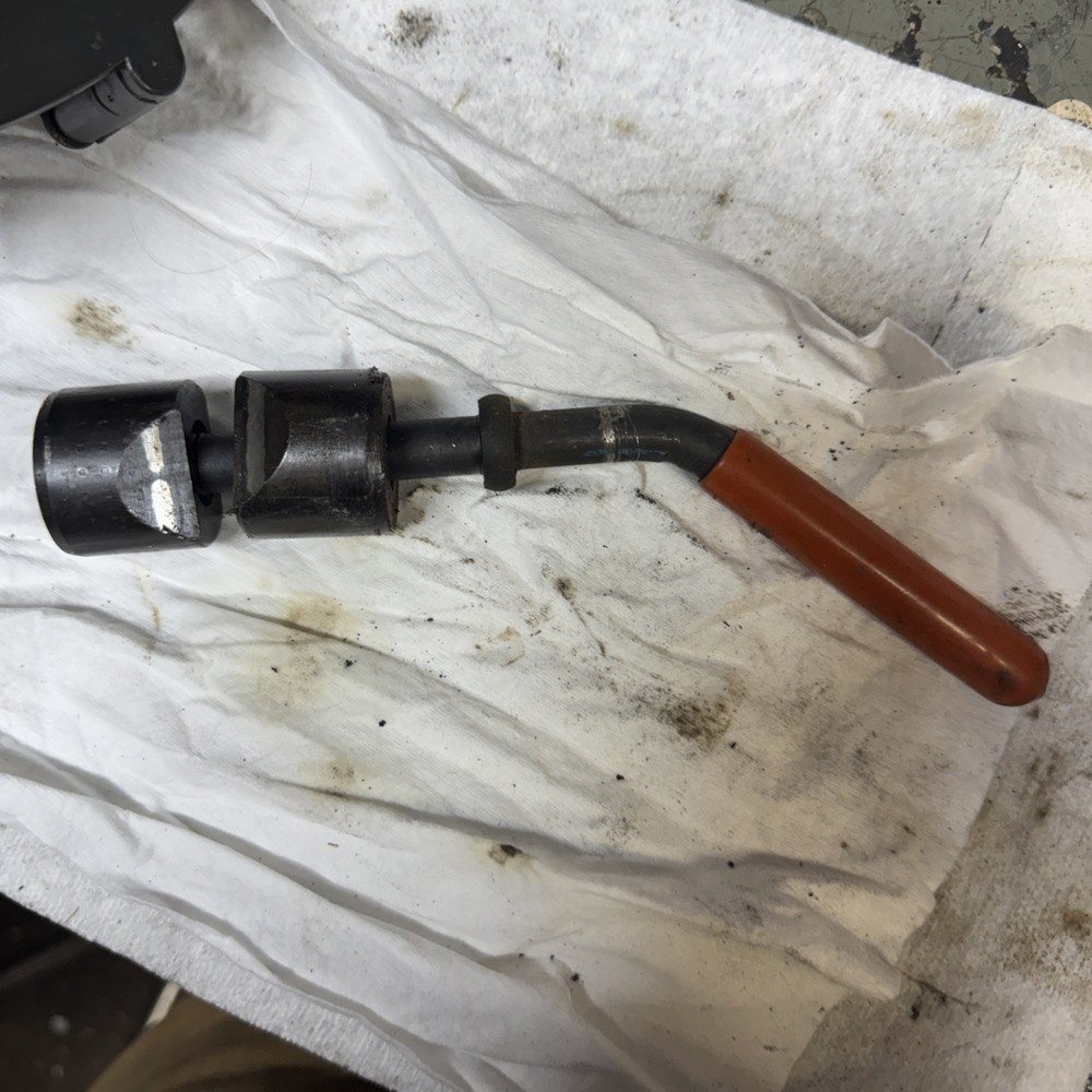 Vtg Craftsman usa 113  drill press Table  lock Handle