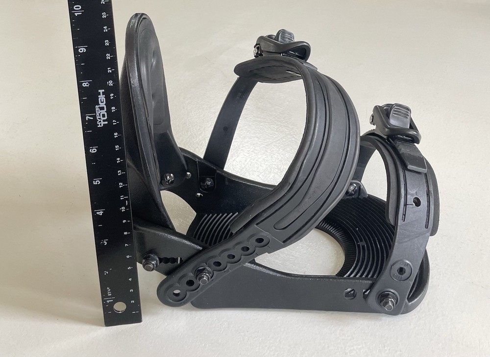 One Snowboard Binding SINGLE REPLACEMENT Black Adjustable Size