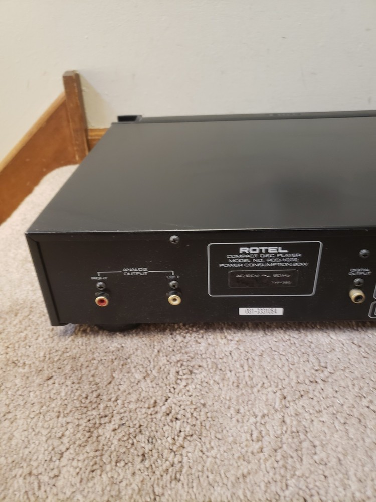 Rotel RCD-1072 CD Player with Remote
