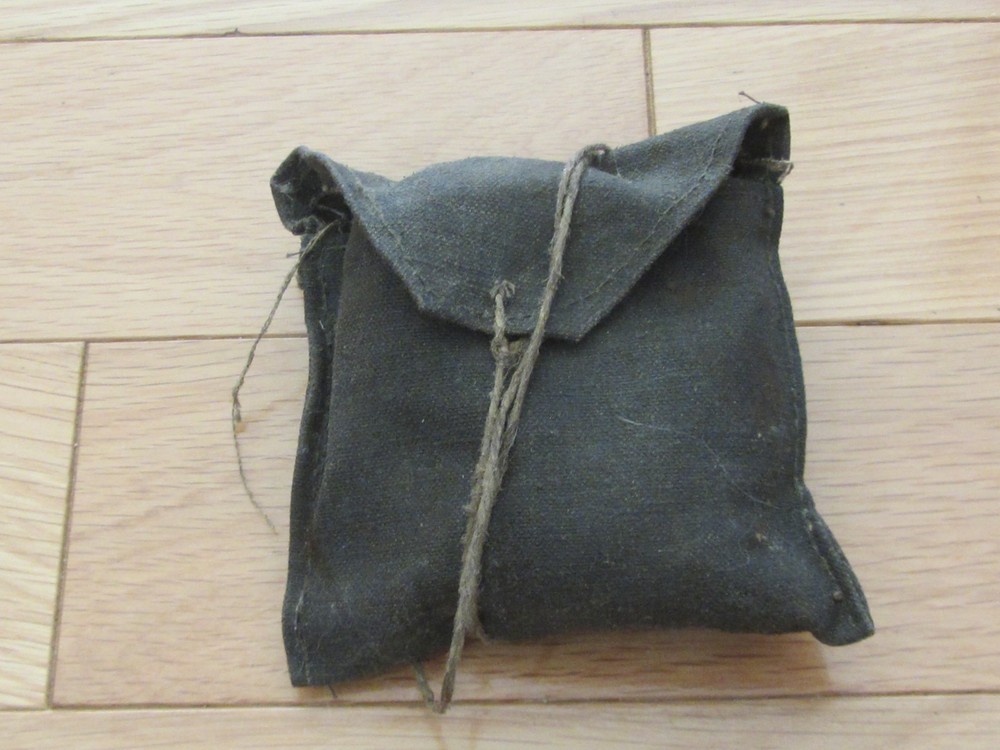 Soviet Russian Rifle Cleaning Kit Pouch With Oiler & Pull Through! MINT & COOL!