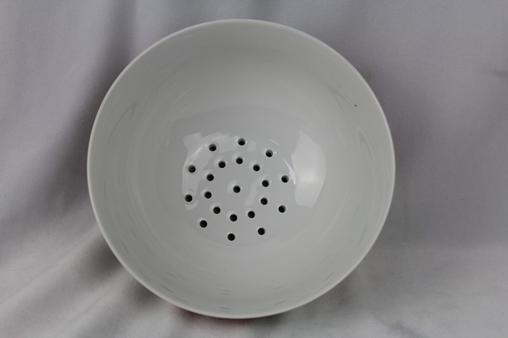 Arzberg Germany Colander Strawberries