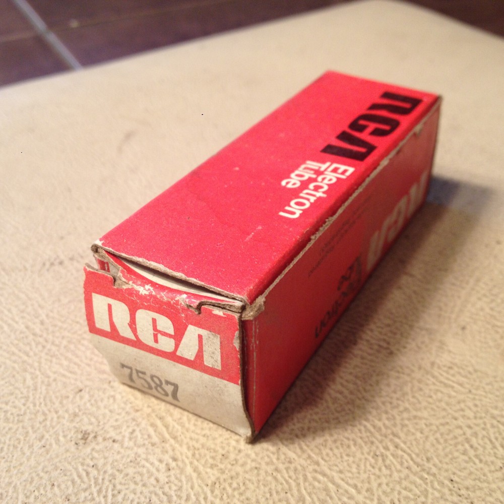 RCA 7587 Nuvistor Tube