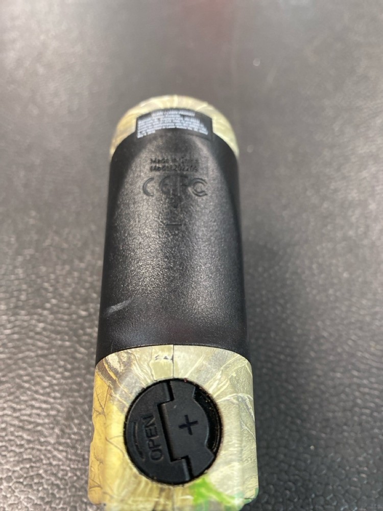 BUSHNELL BONE COLLECTOR RANGE FINDER (PD7015787)