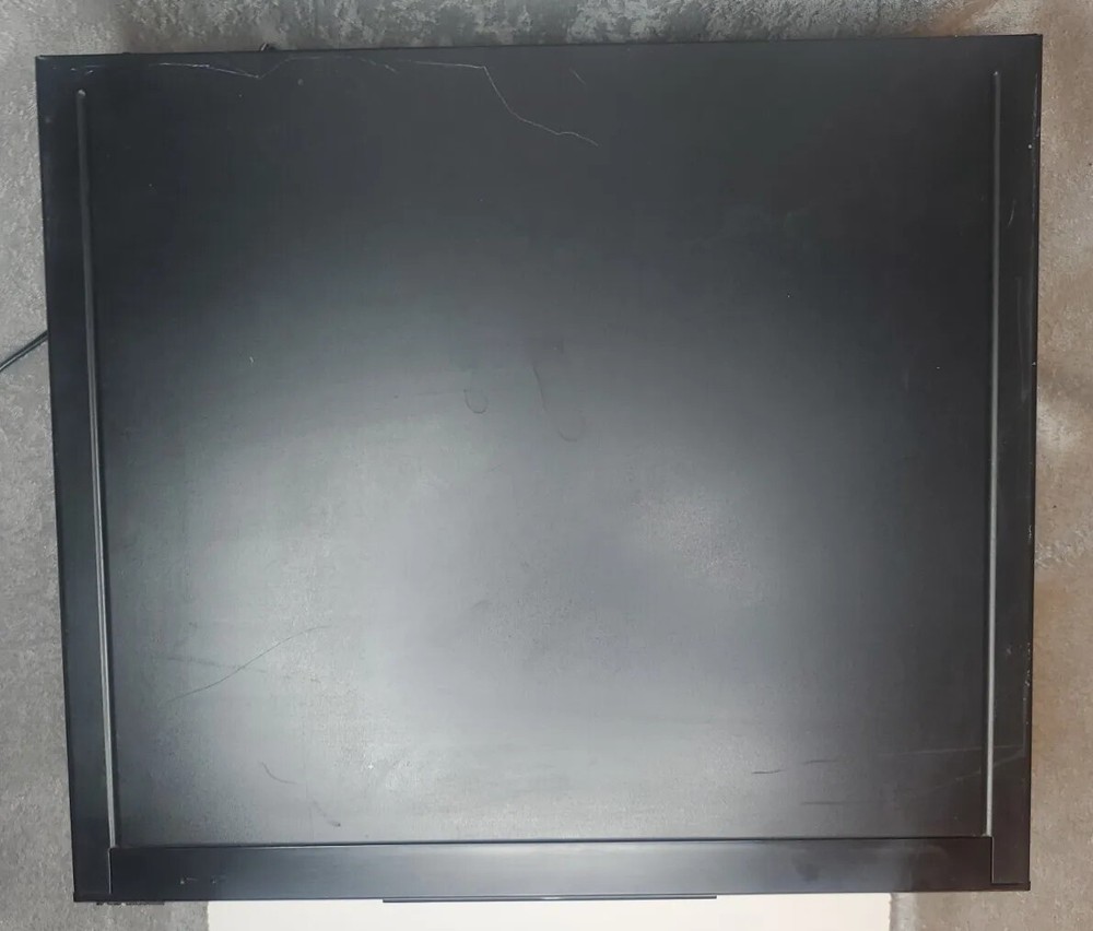 Sony CDP-CE525 5 Disc CD Player Powers On No Remote